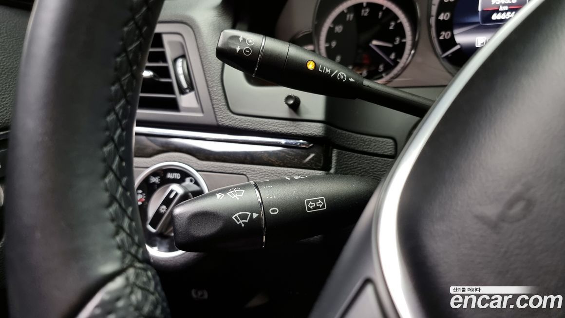 Mercedes-Benz E-Class 2013