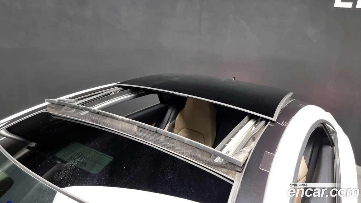 Mercedes-Benz E-Class 2013