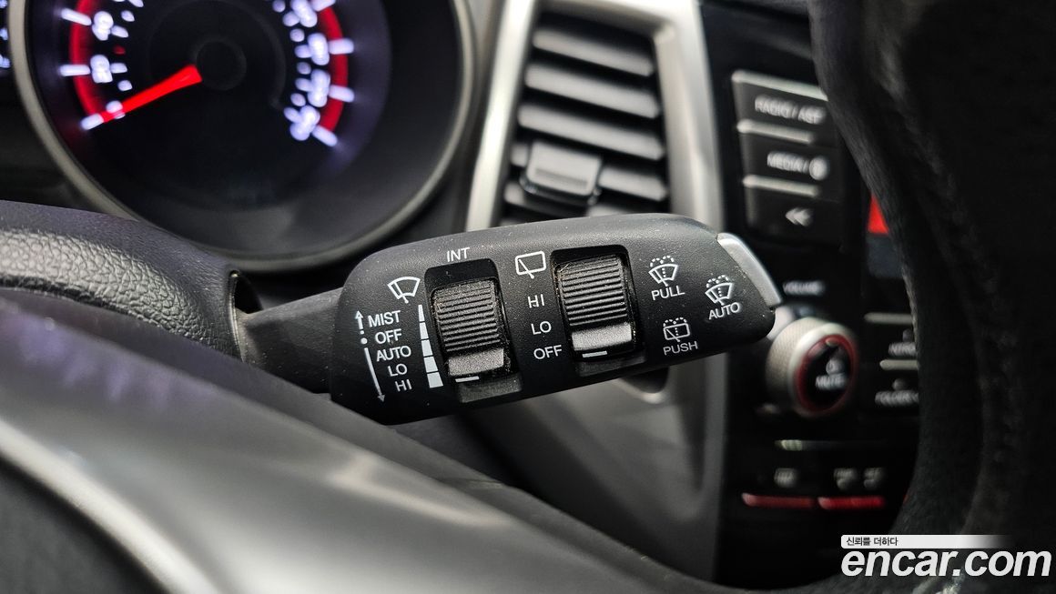 KG_Mobility_Ssangyong TIBOLI 2015