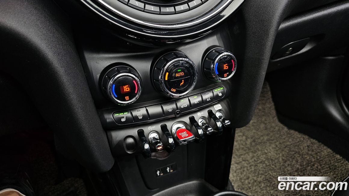 Mini Cooper Convertible 2019