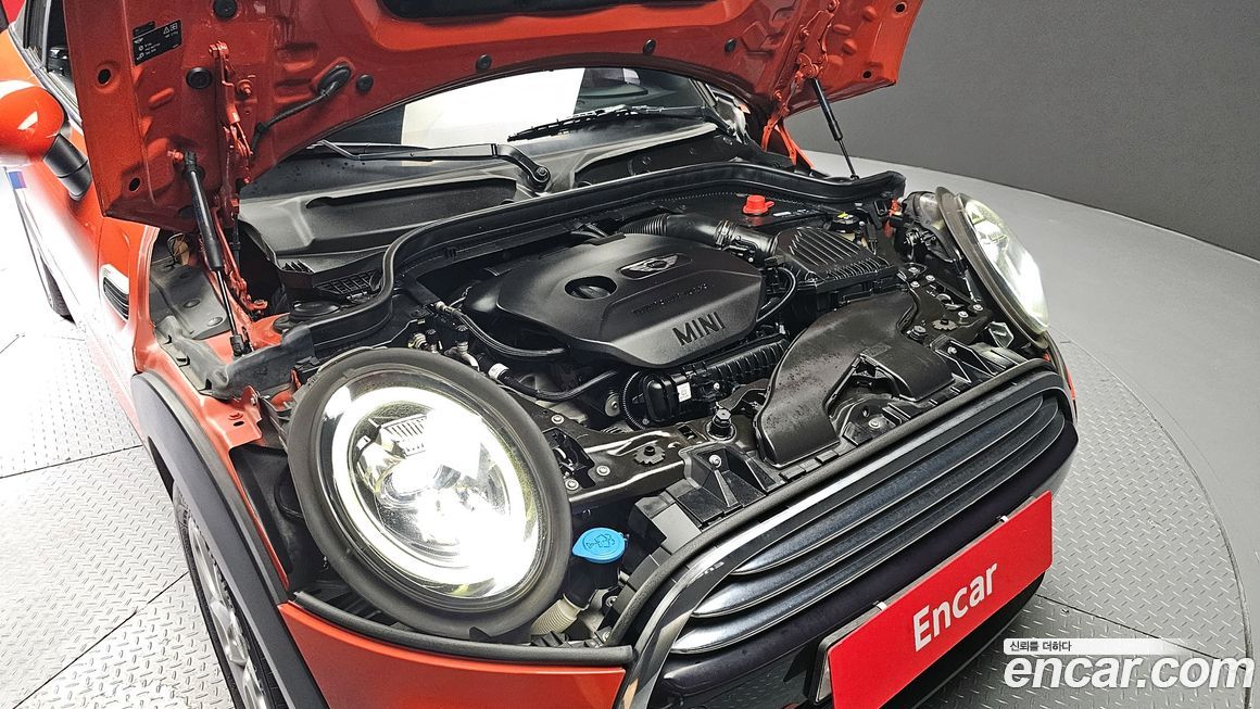 Mini Cooper Convertible 2019