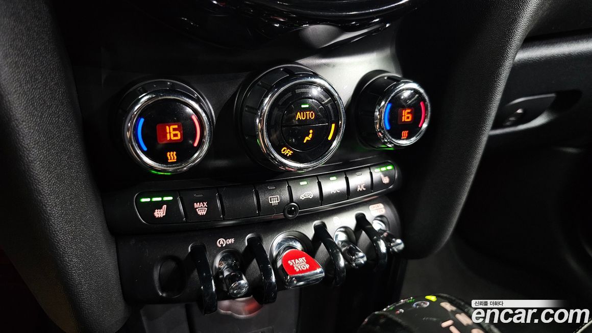 Mini Cooper Convertible 2019