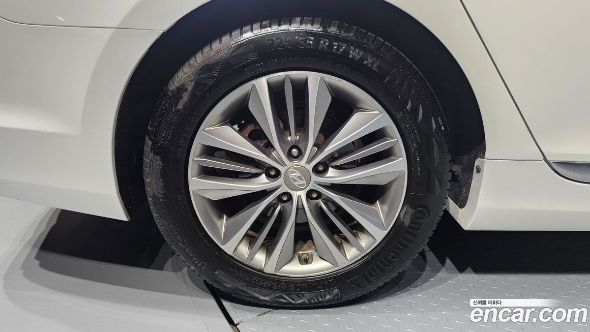 Hyundai Grandeur 2015