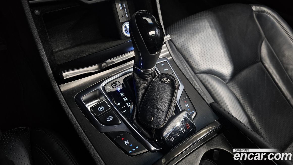 Hyundai Grandeur 2015