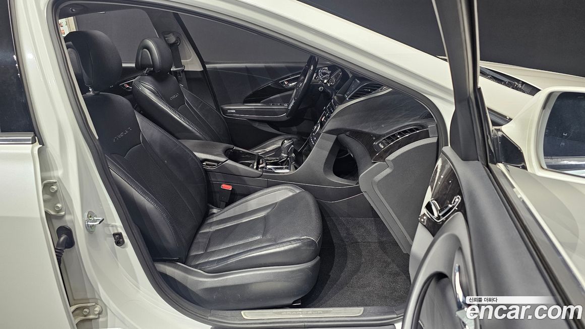 Hyundai Grandeur 2015