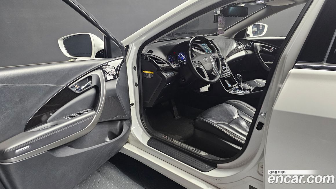 Hyundai Grandeur 2015