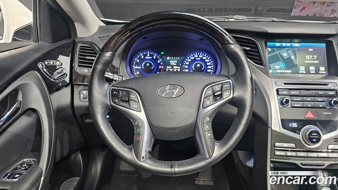 Hyundai Grandeur 2015