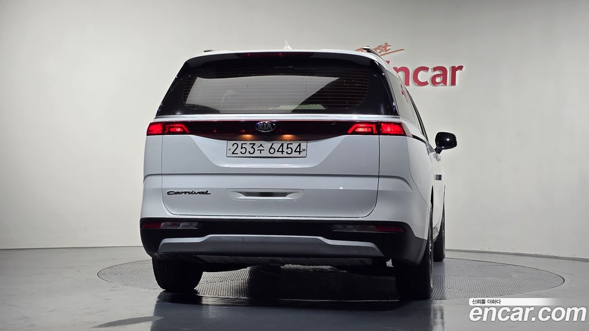Kia Canival 2021