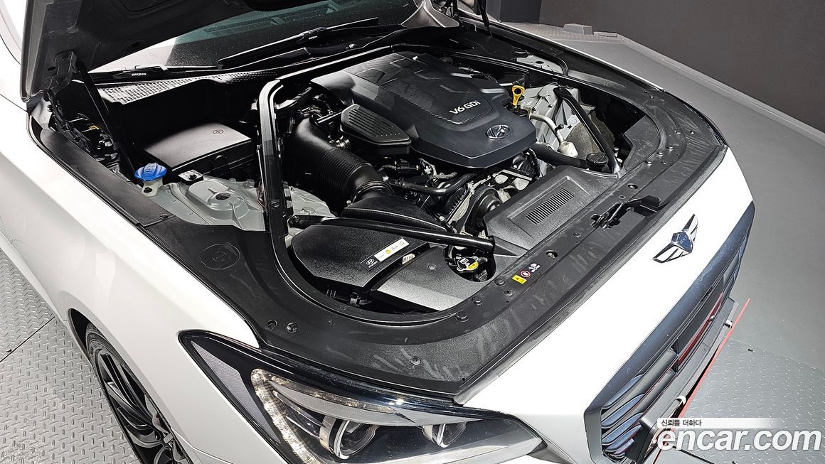 Hyundai Genesis 2016