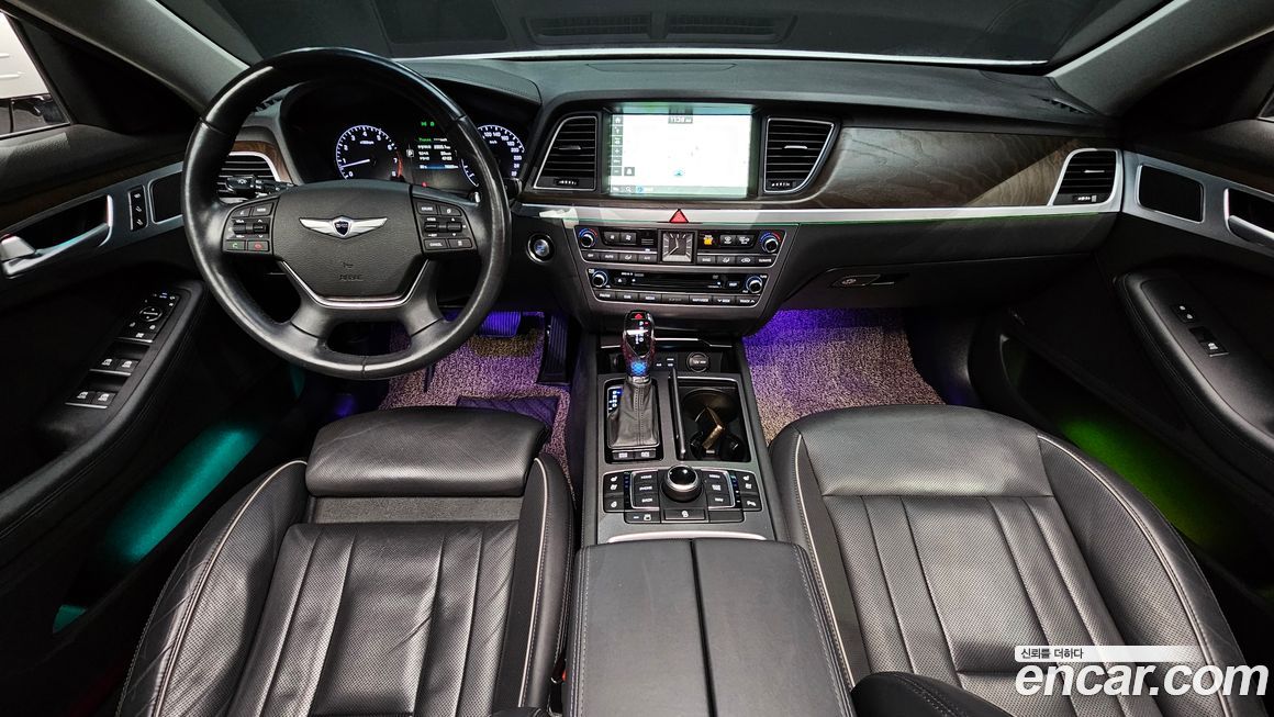 Hyundai Genesis 2016