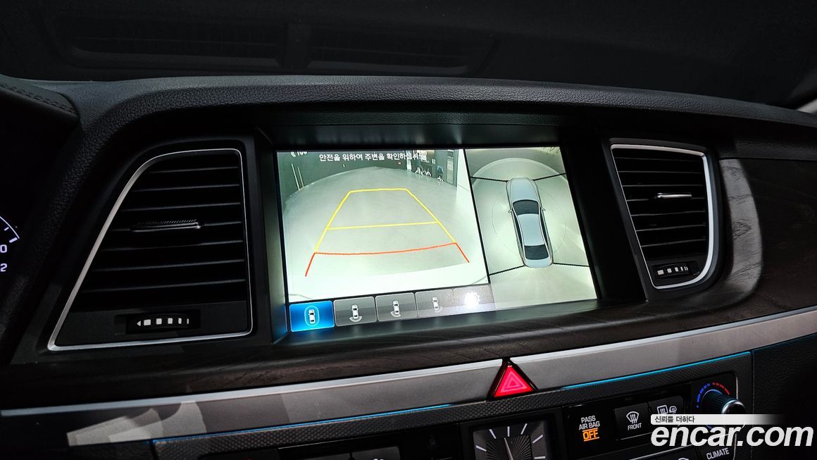 Hyundai Genesis 2016