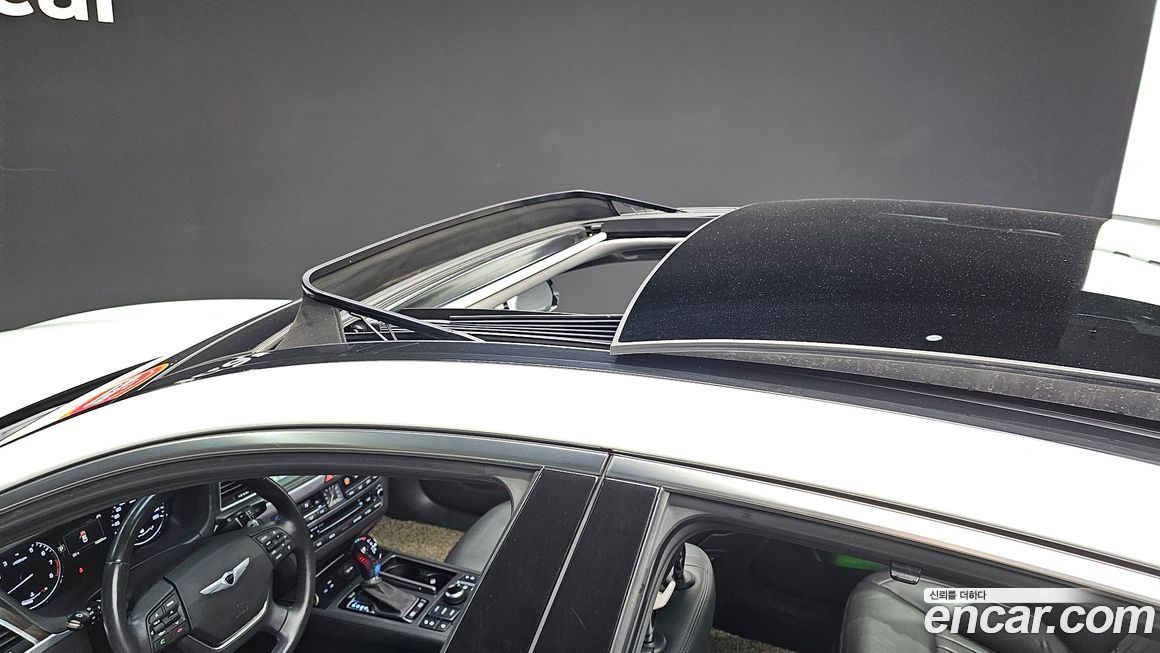 Hyundai Genesis 2016