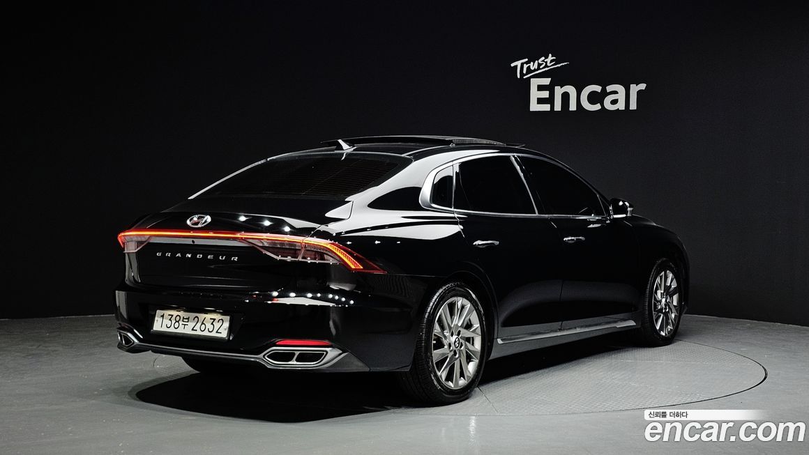 Hyundai Grandeur 2022