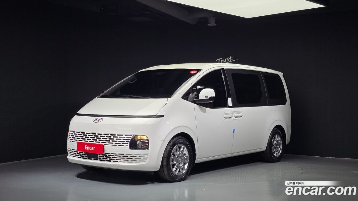 Hyundai Staria 2022
