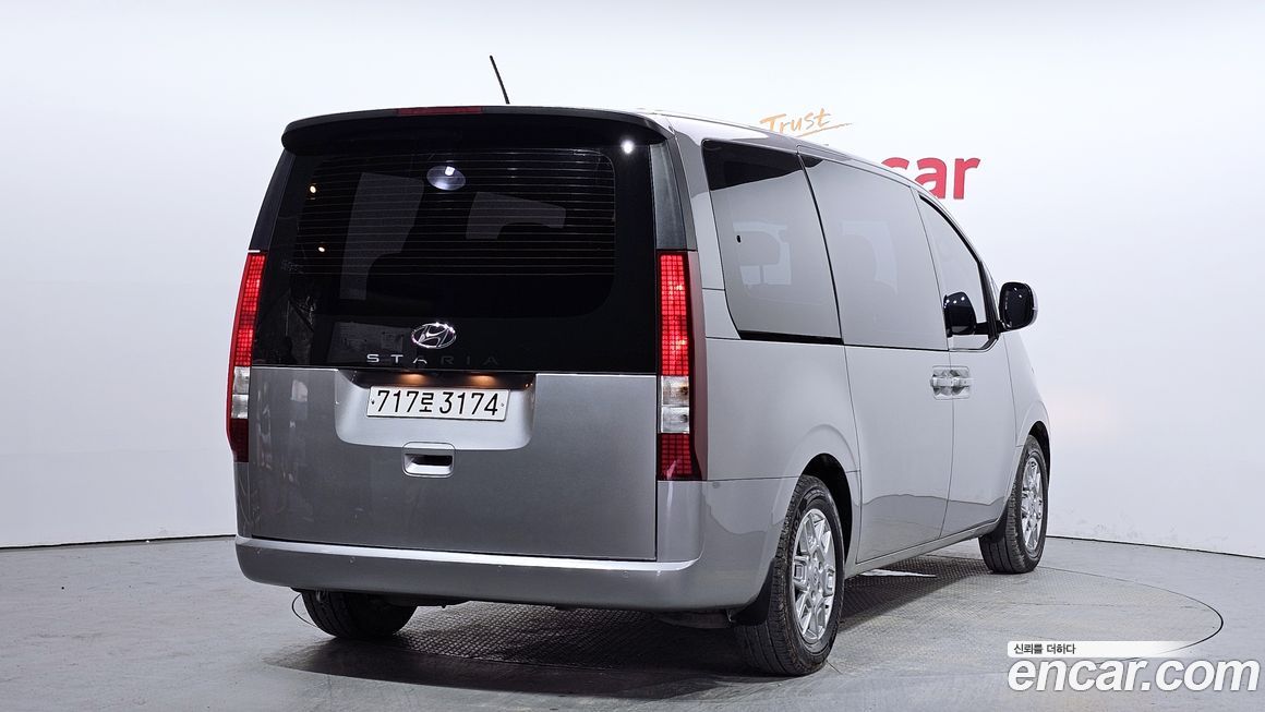 Hyundai Staria 2022