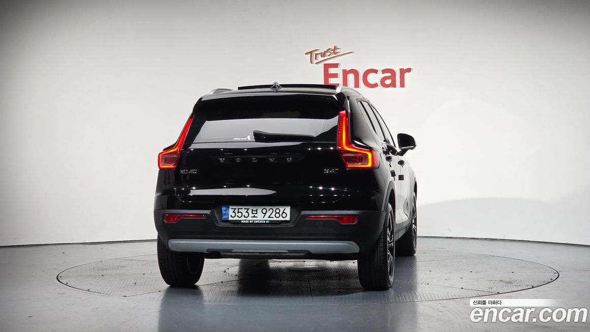 Volvo XC40 2022