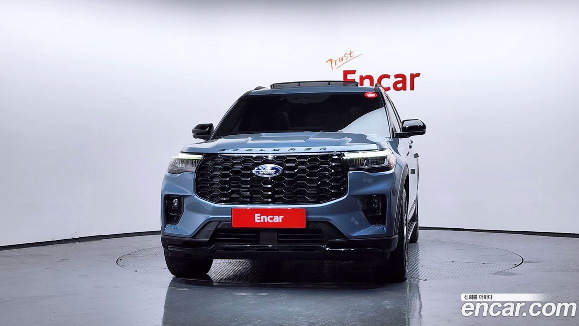 Ford Explorer 2025