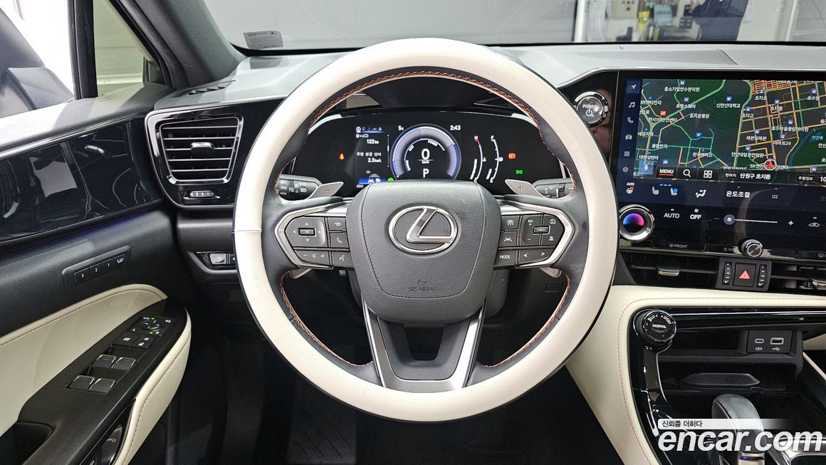 Lexus NX 2024