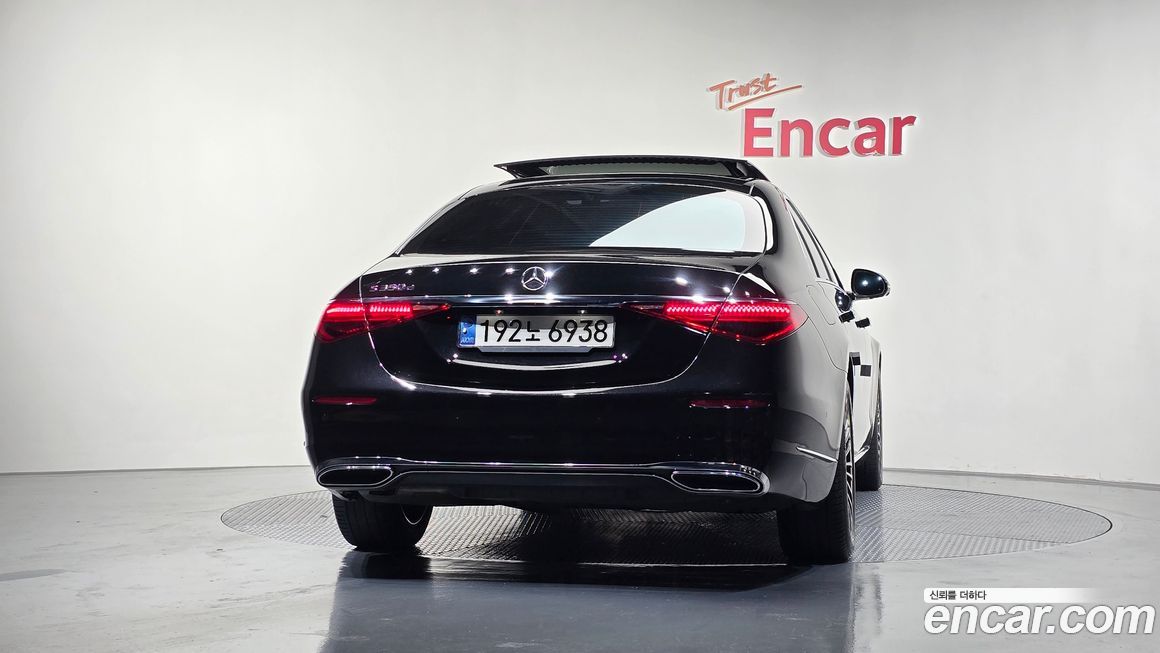 Mercedes-Benz S-Class 2022