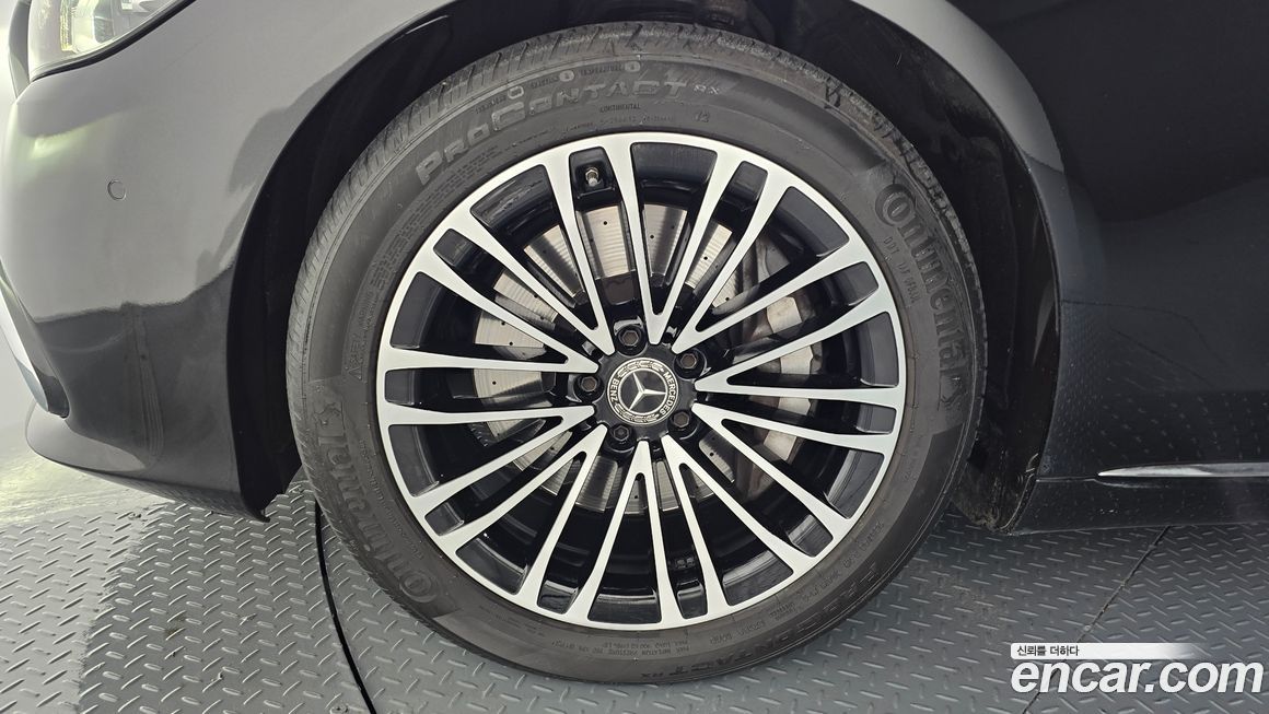 Mercedes-Benz S-Class 2022