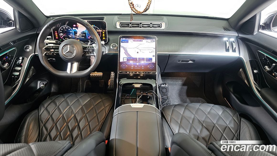 Mercedes-Benz S-Class 2024