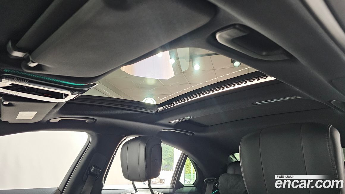 Mercedes-Benz S-Class 2024