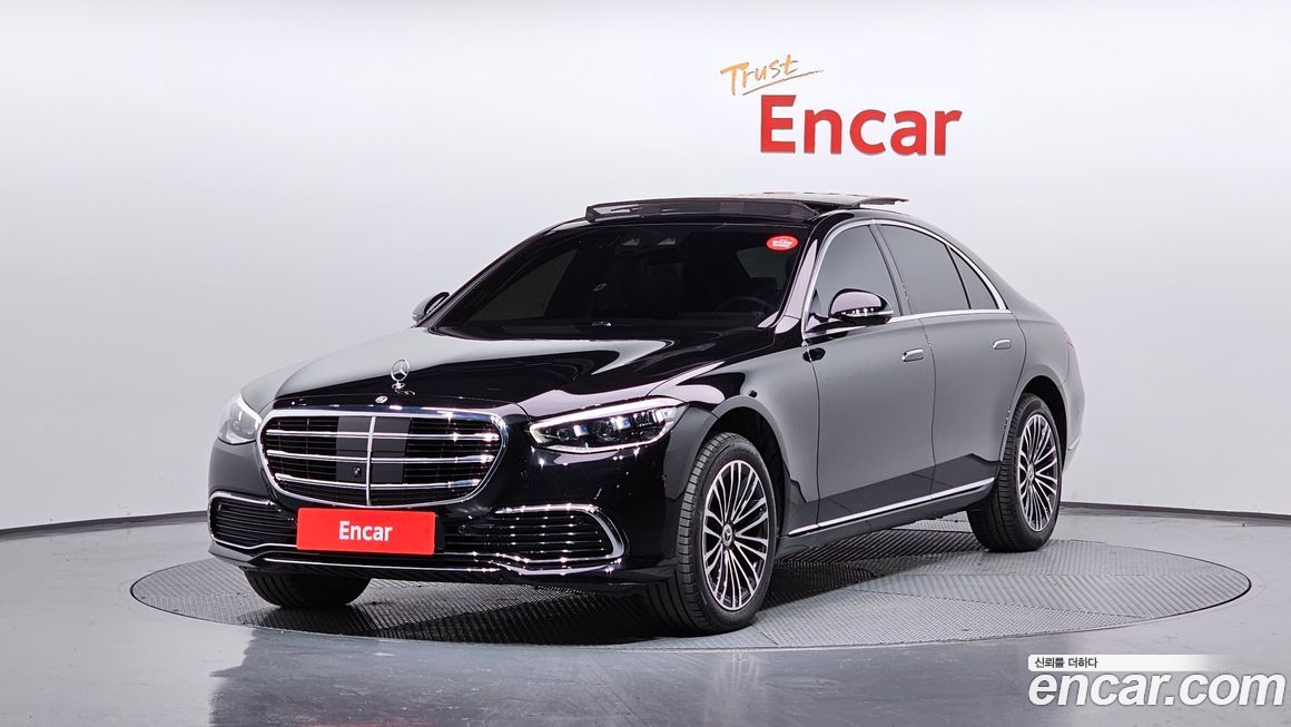 Mercedes-Benz S-Class 2025