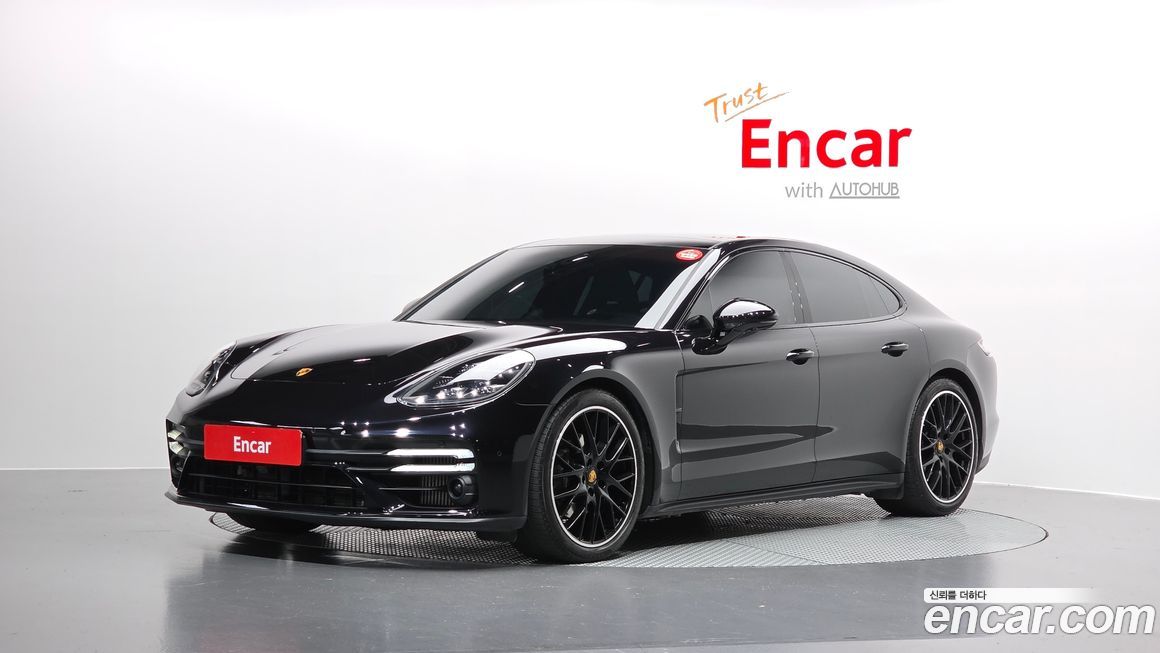 Porsche Panamera 2023