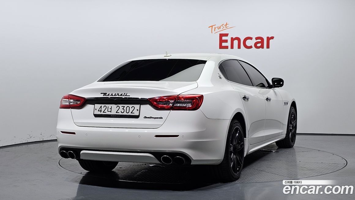 Maserati Quattroporte 2017