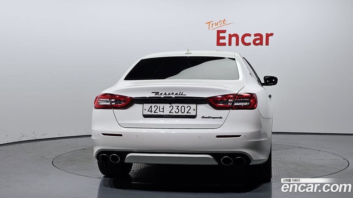 Maserati Quattroporte 2017