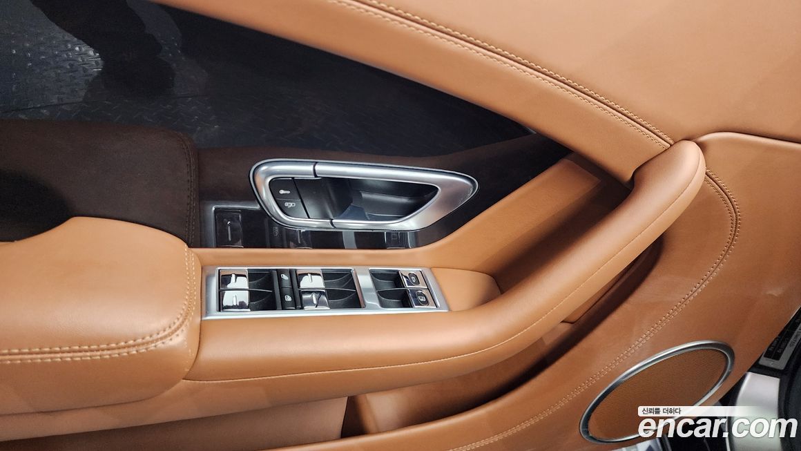 Bentley Continental 2016