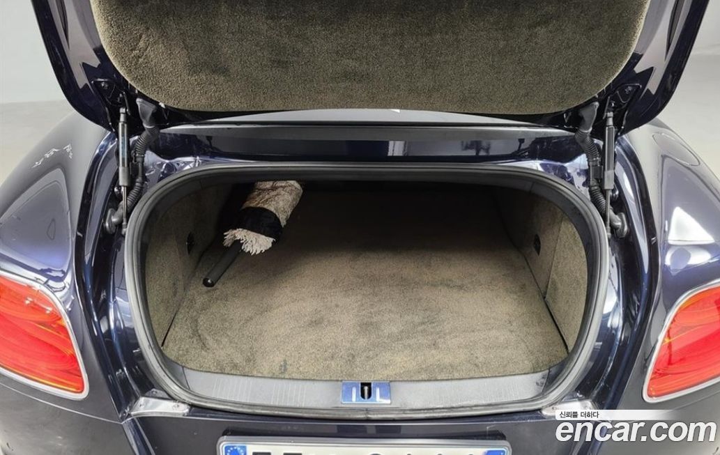 Bentley Continental 2016