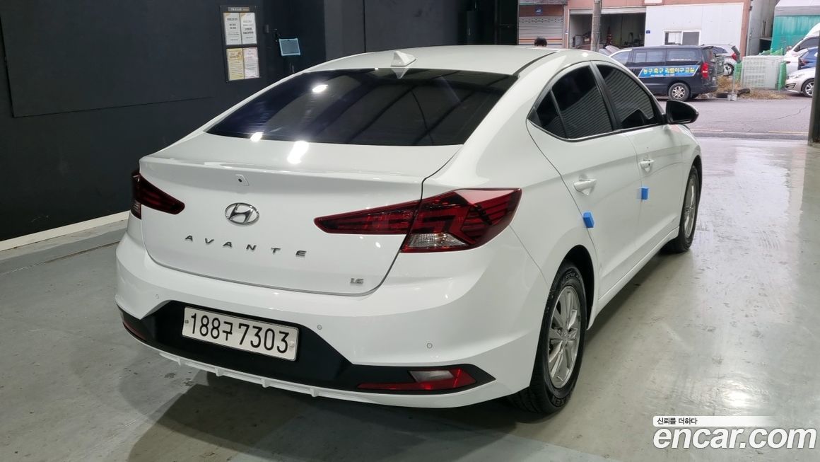 Hyundai AVANTE 2020