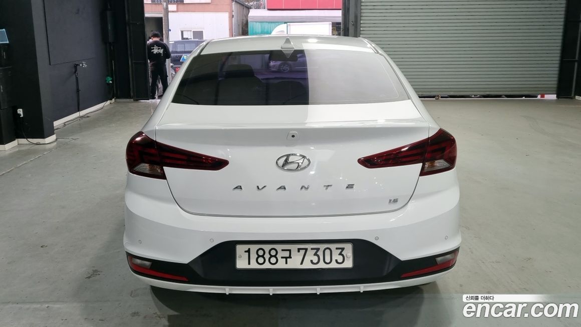 Hyundai AVANTE 2020