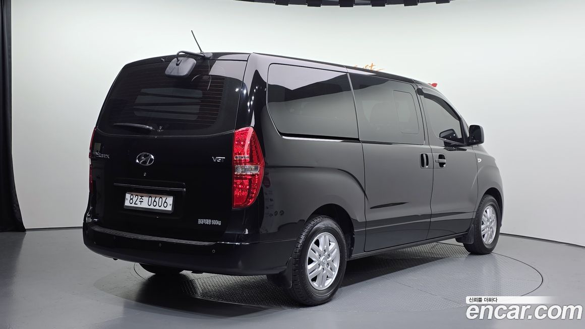 Hyundai Starex 2019