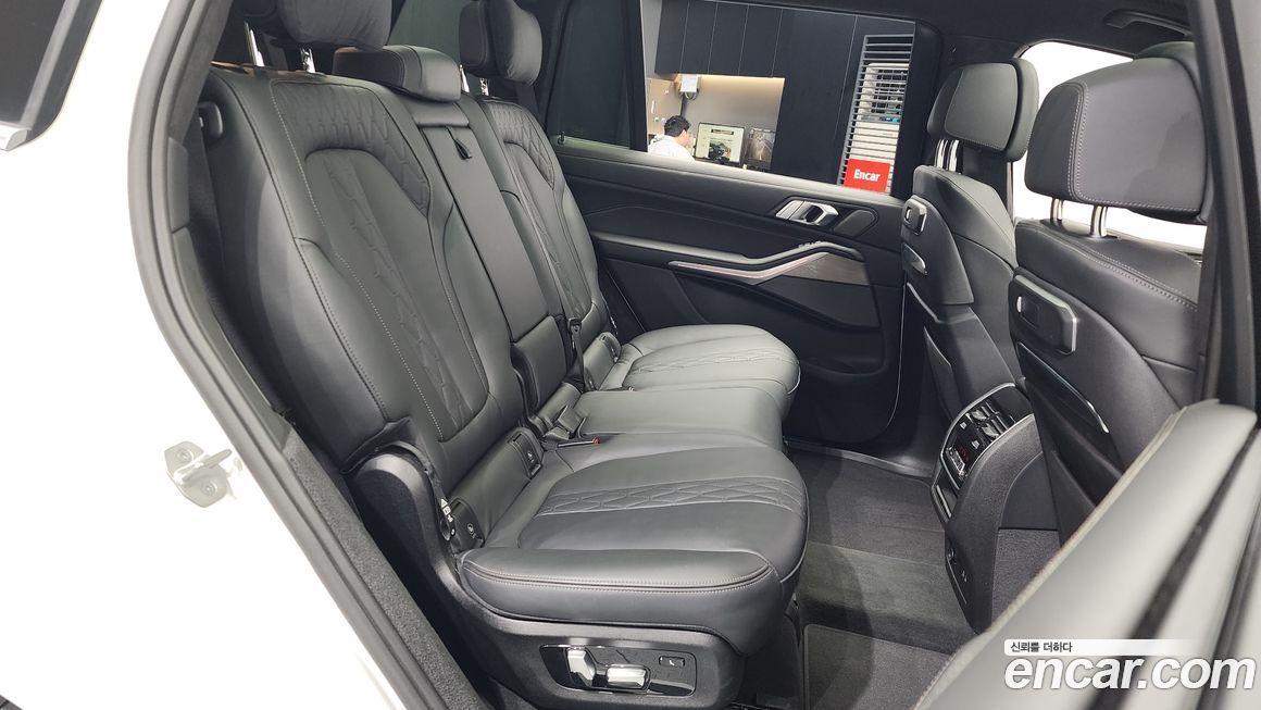 BMW X7 2024