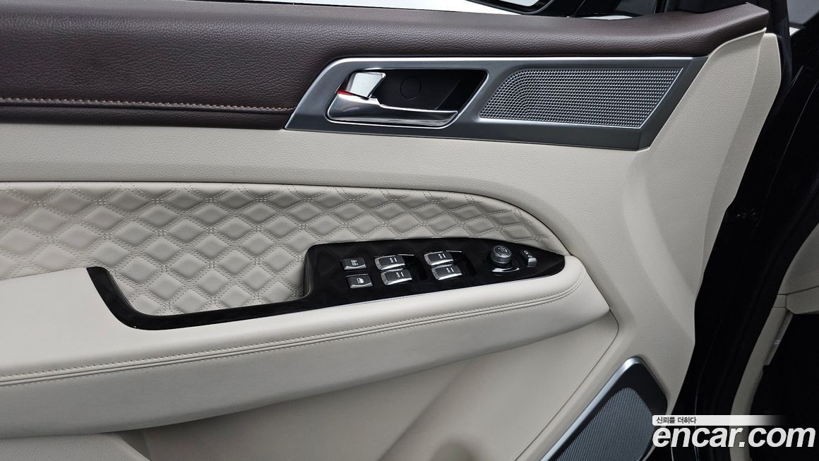 KG_Mobility_Ssangyong Rexton 2023