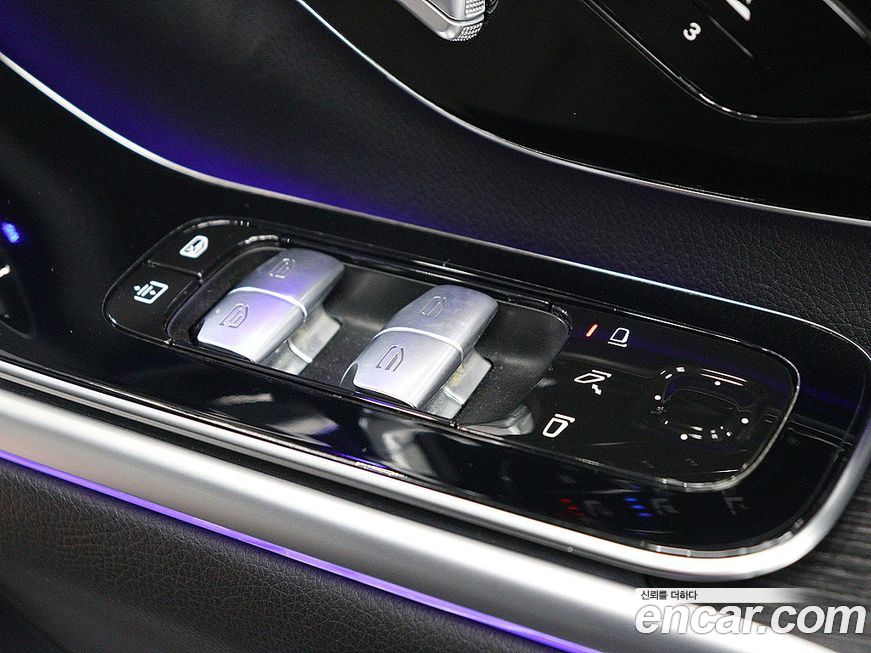 Mercedes-Benz S-Class 2021