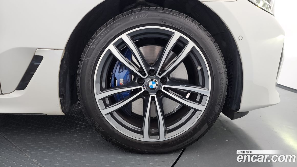 BMW Gran Turismo 2021