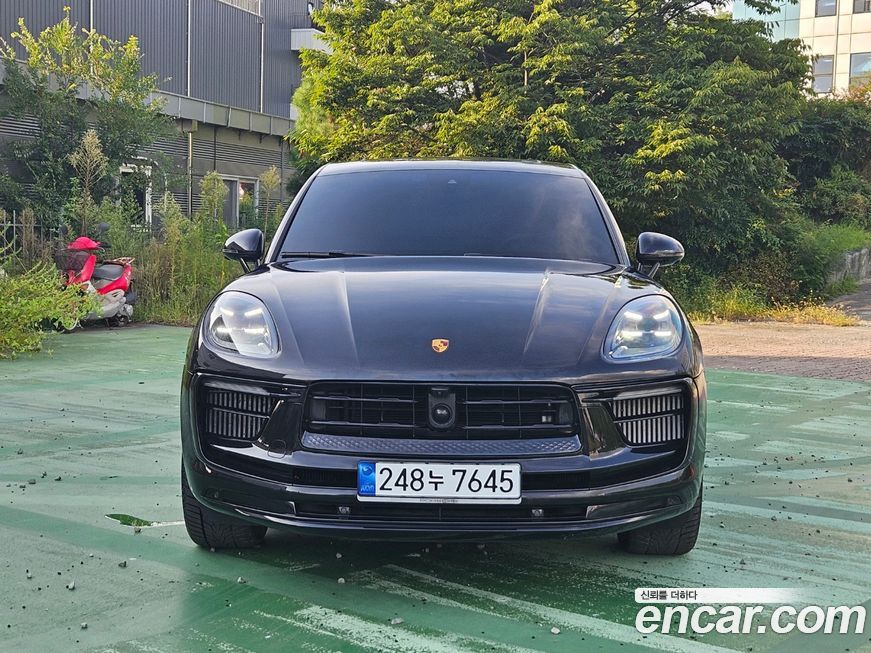 Porsche Macan 2023