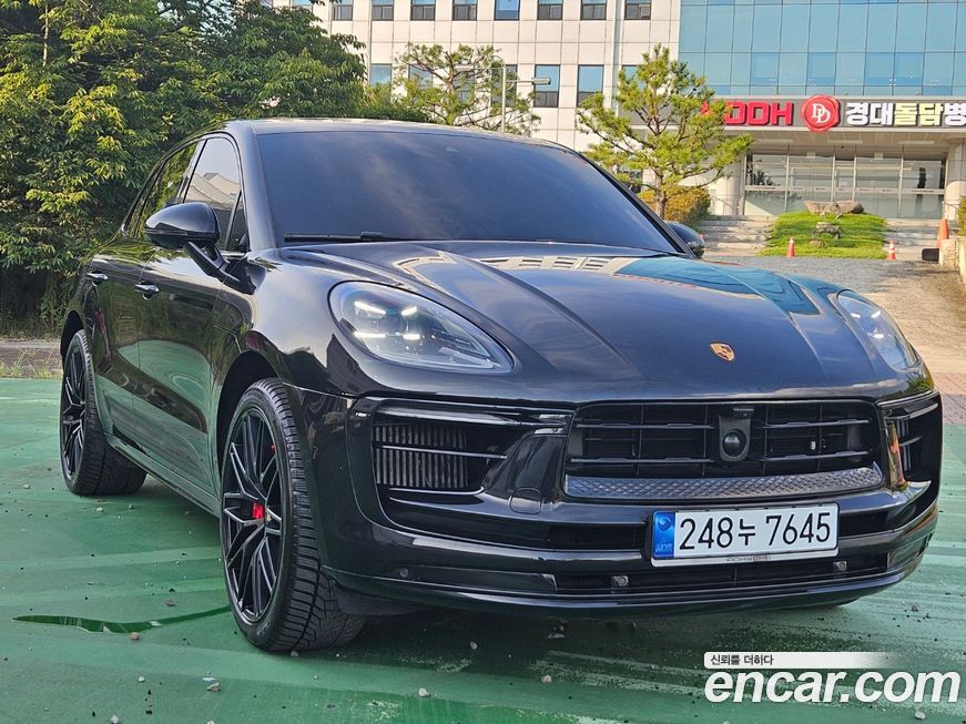 Porsche Macan 2023