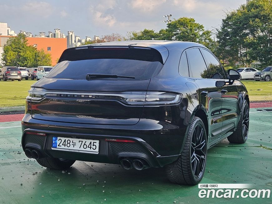 Porsche Macan 2023