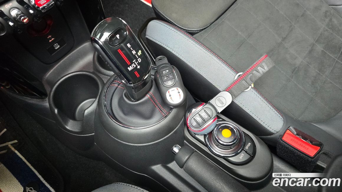 Mini Cooper Convertible 2020