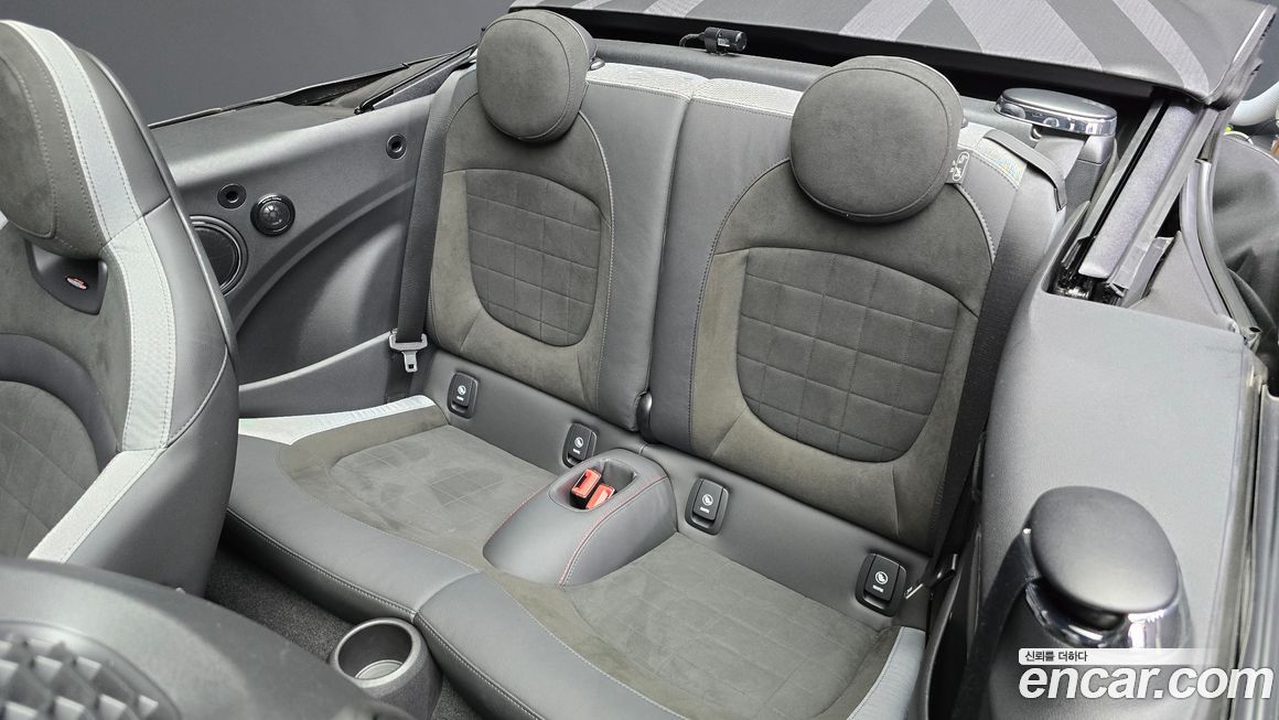 Mini Cooper Convertible 2020