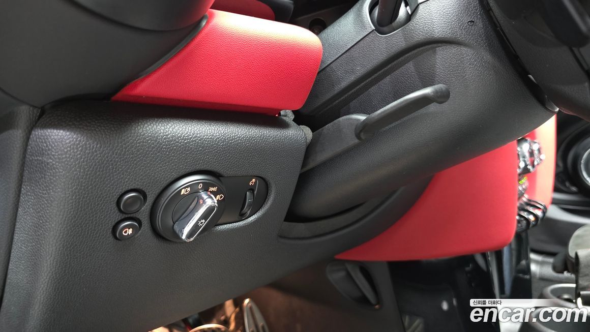 Mini Cooper Convertible 2020