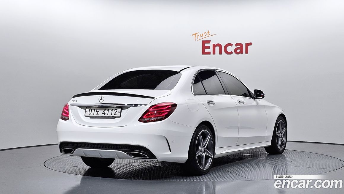 Mercedes-Benz C-Class 2017