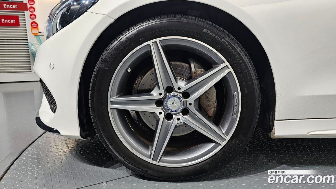 Mercedes-Benz C-Class 2017