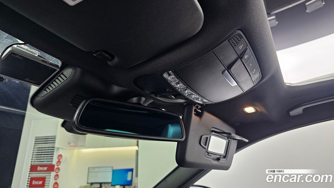 Mercedes-Benz C-Class 2017