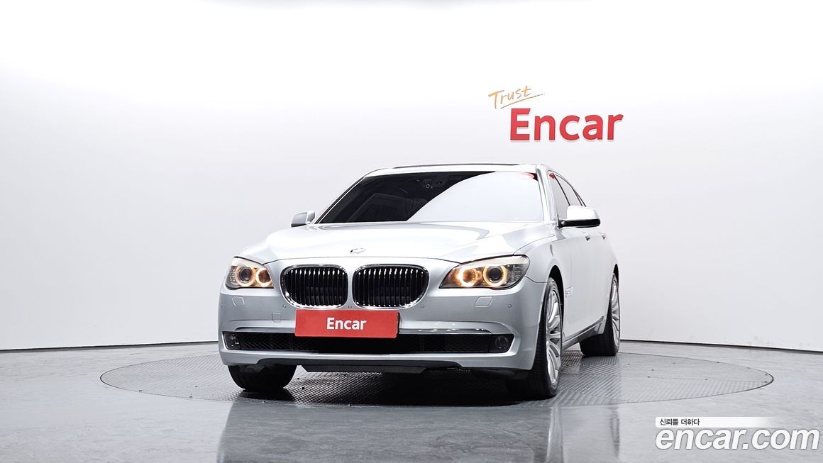 BMW 7-Series 2010