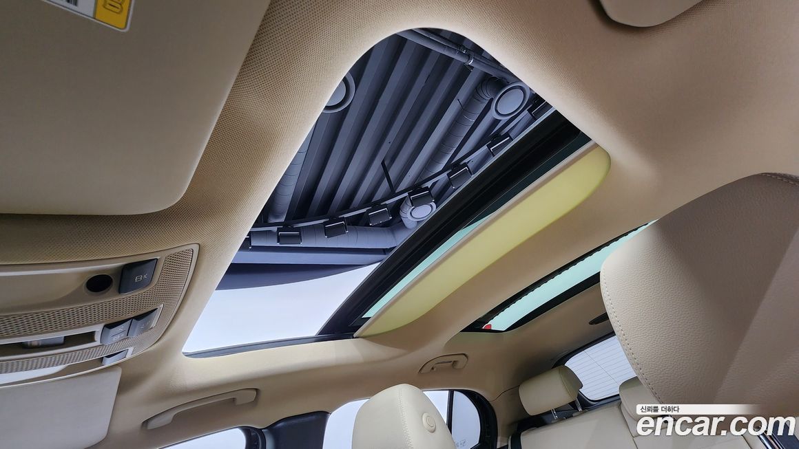 Mercedes-Benz GLA-Class 2019